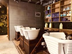 点击看大图 -可大男士理发馆