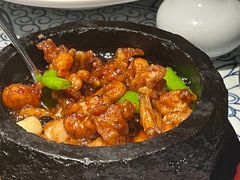 石锅杭椒牛蛙-桂满陇天书(南京德基旗舰店)