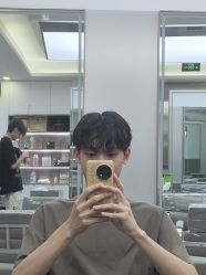 -首脑美发沙龙