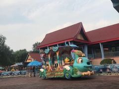 -欢乐水魔方水世界