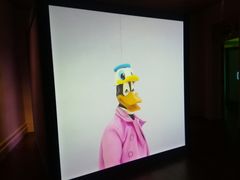 -Nathalie Djurberg与Hans Berg“牛皮纸包裹的月亮”-Prada荣宅当季展览