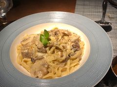 -卡普里披萨·牛扒·下午茶