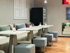 -潮一不贰·法式甜品·生日蛋糕·西式简餐(外滩店)