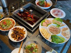 -张大胡子鱼头火锅酒楼(长益路店)