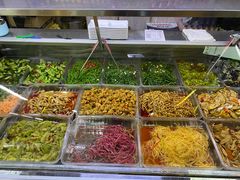 自助取餐区-帖老大羊肉汤烩面烧烤(康复后街总店)