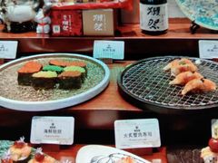 -雍容荟帝王蟹活龙虾展台自助(IFS黑金店)
