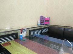 -扒虾小妹儿麻辣海鲜(宏图街店)