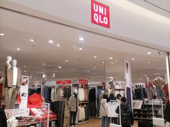 -优衣库(银川新华百货CCMall店)