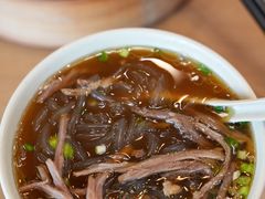 -佬钱湾仔(衣裳街店)