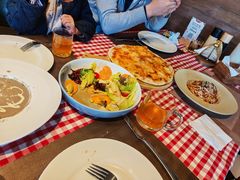 -自然食集西餐厅(泰晤士小镇店)