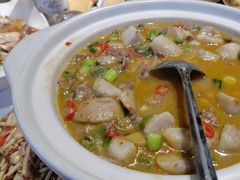 -头上红煨盐鸡·非遗院子餐厅