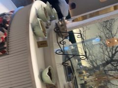 -三人行骨头王火锅(长寿店)