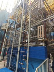 -PIPIKINGDOM皮皮王国欢乐号(欢乐海岸购物中心店)