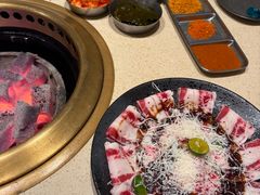 -Ant 蚂蚁洞烤肉·大营地(上海静安大悦城店)