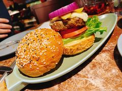 -Let'sBURGERplus·非常创意汉堡(三里屯店)