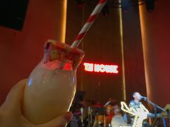 -TZ House音乐现场(来福士中心店)