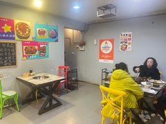 -渝嘴小老弟老火锅(华新村店)
