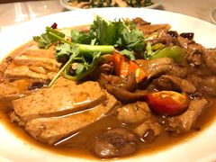 鱼杂炖豆腐-日丰园海肠水饺·老字号大连海鲜(和平广场店)