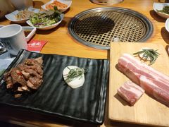 -唯成•韩国炭火烤肉 유성고기