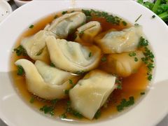野荠菜鲜肉馄饨-南小馆(迪士尼小镇店)