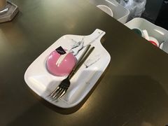 -UNI UNI(环亚凯瑟琳店)