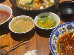 -万记麻辣烫国展总店