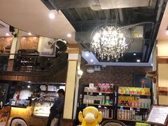 -more than meow吴止猫主题餐厅(承德 中船汇店)