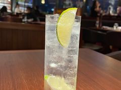 -MONICH牛排融合餐厅(和义大道购物中心店)