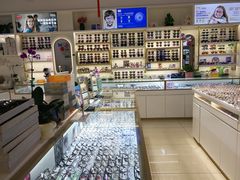 -新视达眼镜店·蔡司·依视路(名镜苑店)