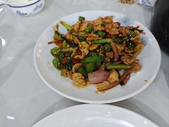 -范饭椰林川湘味海鲜·椰子鸡(三亚湾椰梦长廊店)