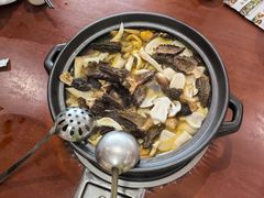 -菌之家·专业纯野生菌火锅·特色炒菌