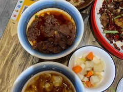 -冯烫烫跷脚牛肉·川菜小馆(武胜西街店)