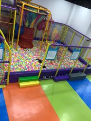 -蹦贝运动中心·蹦床·攀岩·闯关(龙岗店)