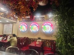 -金杨拉面王小吃面馆·牛三宝面·红烧牛肉粉