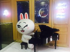 -LINE FRIENDS Garosu-gil Flagship Store