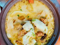 -周鱼小馆石锅酸菜鱼(活力汇店)