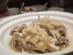 招牌盐蒸鸡-话梅·客家小厨(东门店)