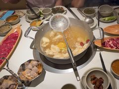 -左庭右院鲜牛肉火锅(金山万达店)