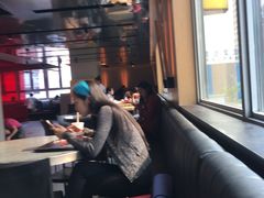 -麦当劳(新王府井店)