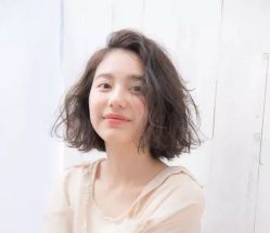 -侨治发型