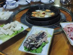 -麒麟羊庄酒店内庭院(新风街豪威麒麟店)