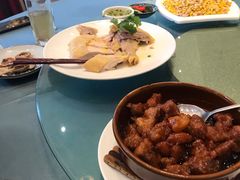 -沙龙酒家