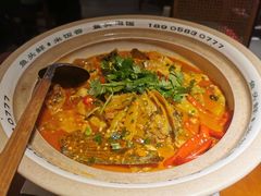 -魏铭鱼头捞饭(晋阳路店)