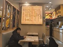 -花馬肆.云南过桥米线(汉神购物广场现场熬汤店)