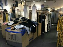 -广州白马服装市场
