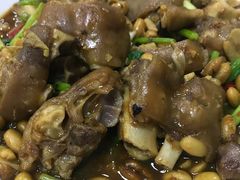 黄豆卤猪蹄-牛八宝桂林米粉(八里庄店)