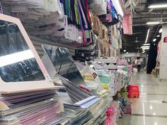 -钱万里桥小商品市场