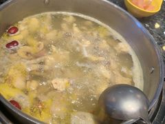 -一席地·本地鸡窝·杭帮鸡火锅(萧山银隆百货店)