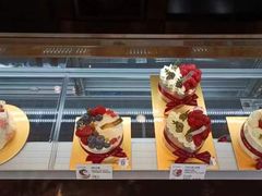 -花花卷卷·鲜食蛋糕(静安久光百货店)