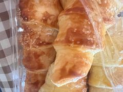 奶油牛角-爱德顺糕点食屋(利民道店)
